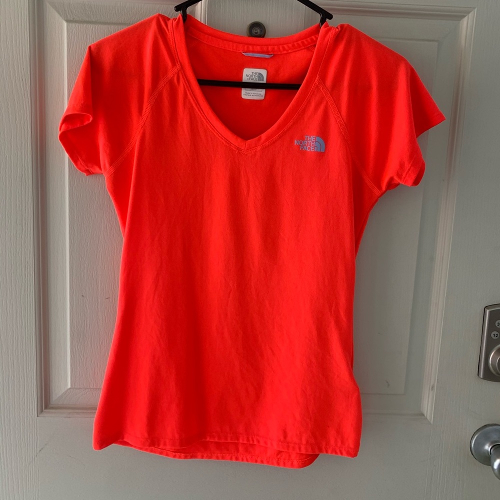The North Face Women's Red Short Sleeve Tee